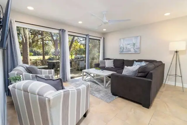 Living room at Water Oak 6